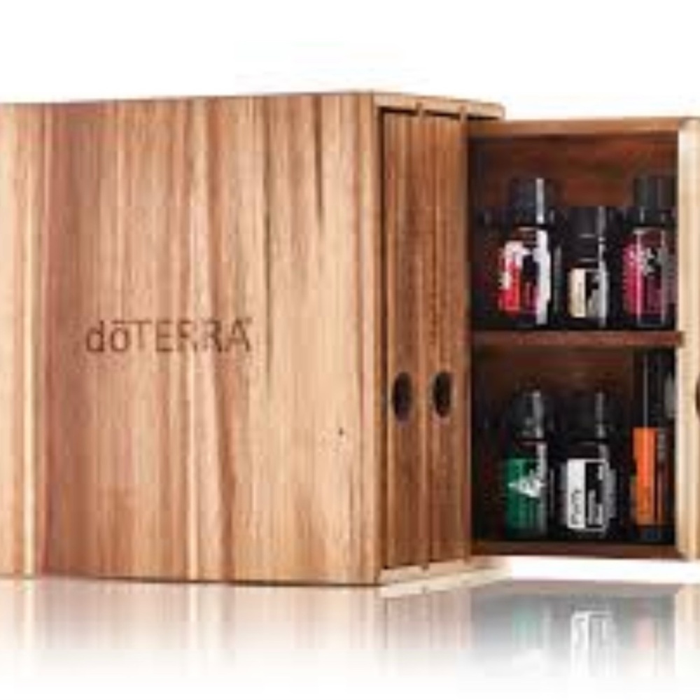 Storage oil case vertical sliding